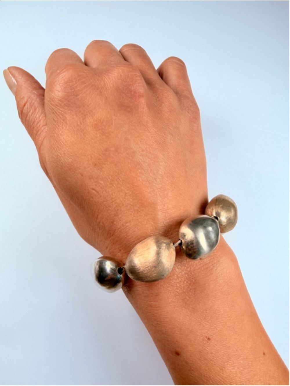 Avant Garde Large Pebble Nugget Polished & Matte Bead Sterling 950 Bracelet - Picture 2 of 12